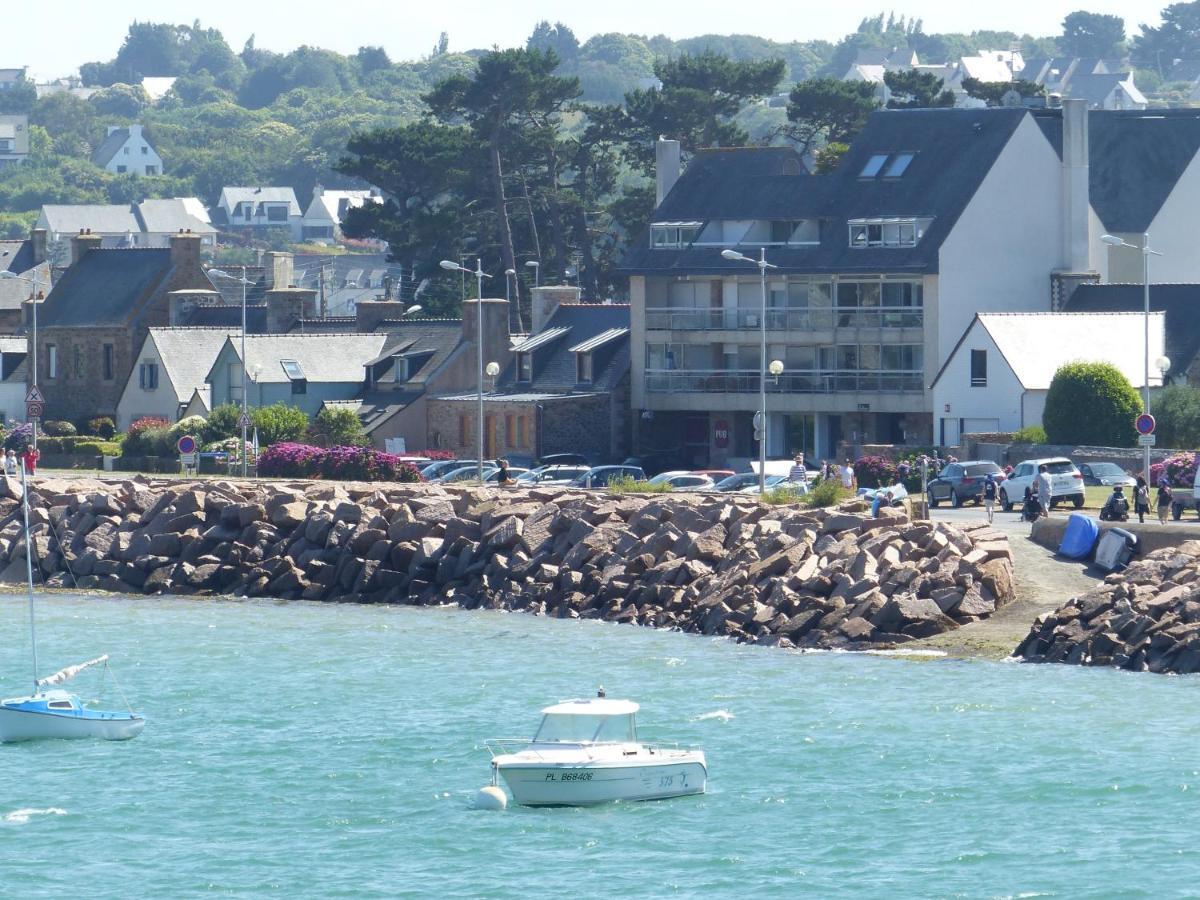 studio exposé plein sud vu sur le port de plaisance Perros-Guirec Exterior foto